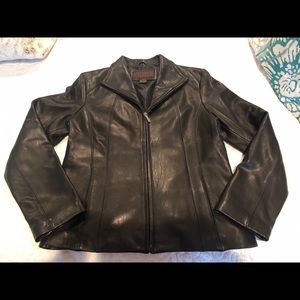 Women’s leather jacket